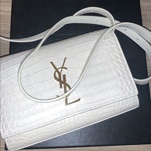 Ysl belt bag only worn once with box and dust bag